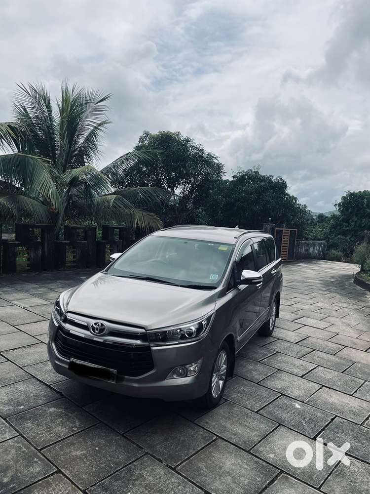 Toyota Innova Crysta Diesel 2016