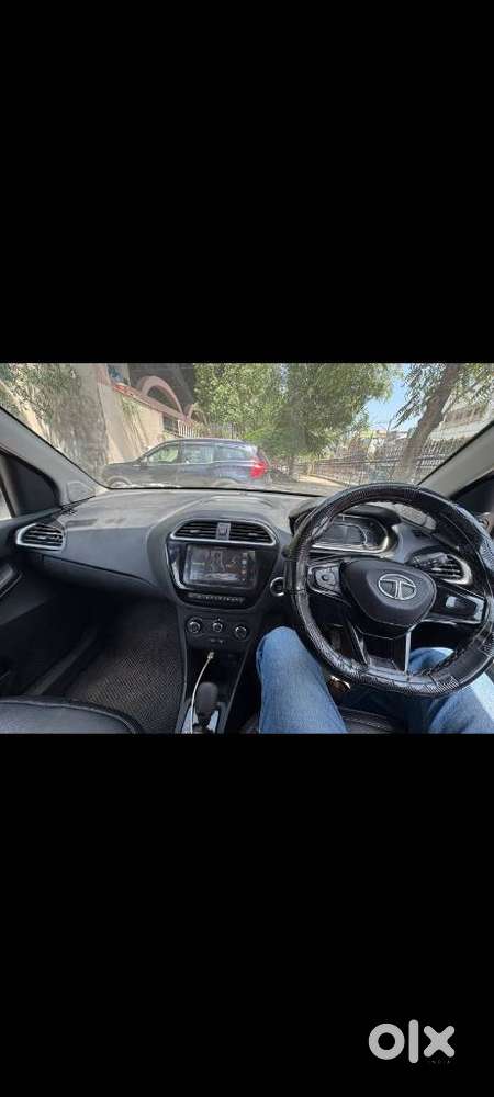 Tata Tiago 1.2 Revotron Xza, 2023, Petrol