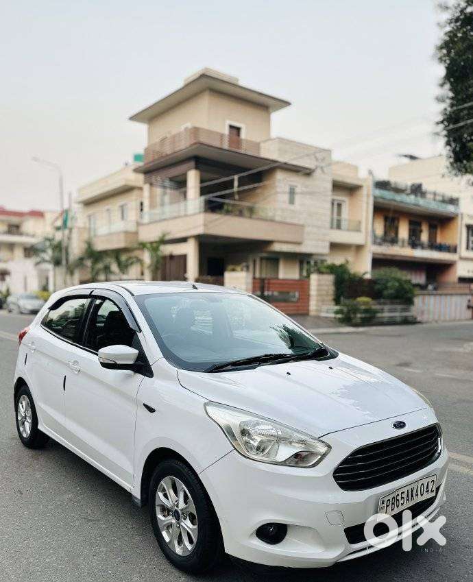 Ford Figo 2012-2015 Petrol Titanium, 2017, Petrol