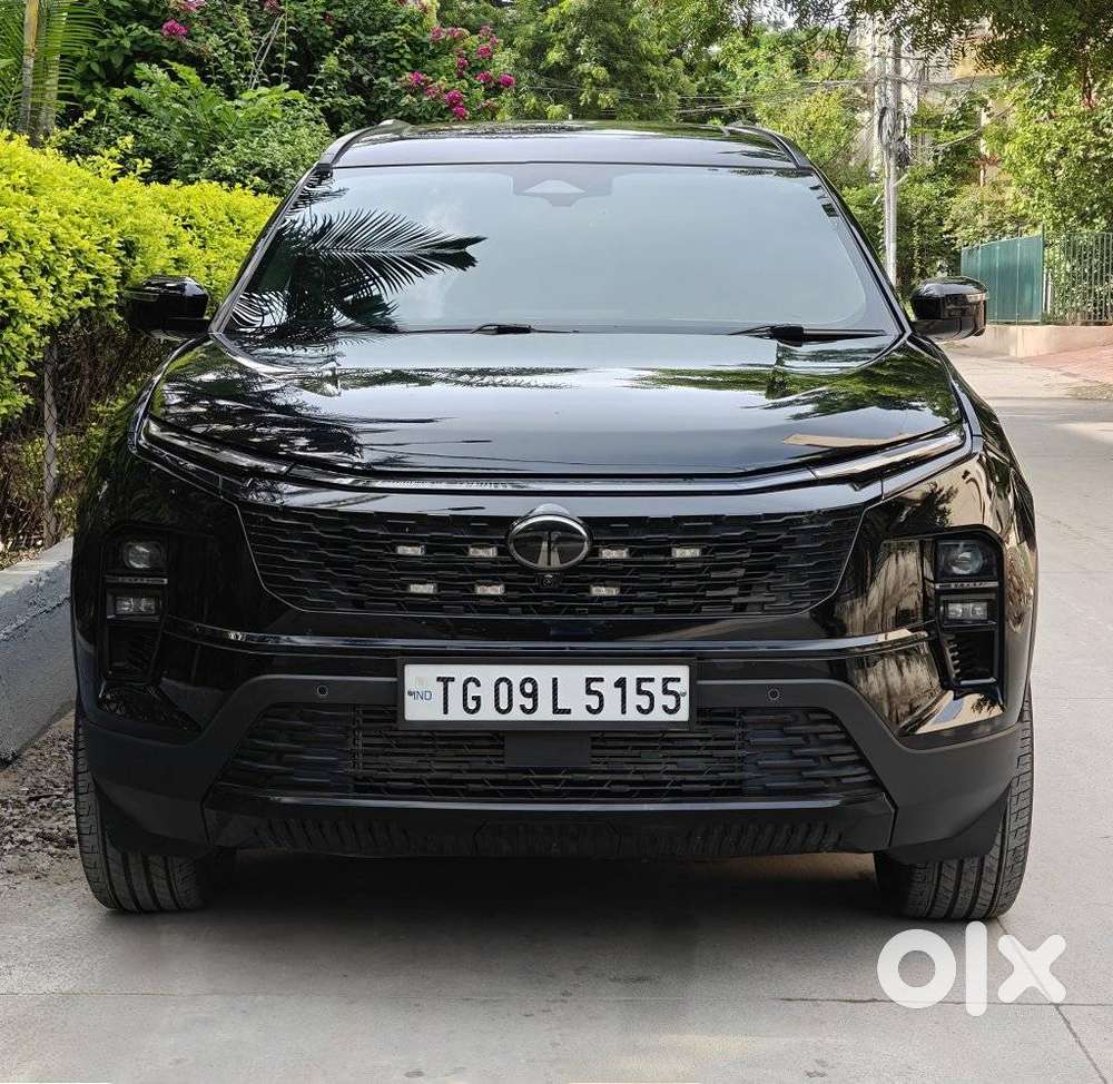 Tata Safari Accomplished X Plus 6 Str Dark Edition, 2025, Diesel