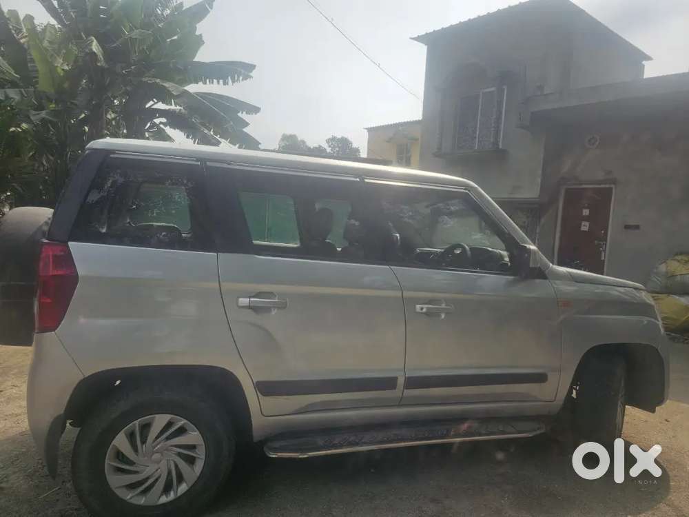 Mahindra Tuv 300 2016 Diesel 92000 Km Driven