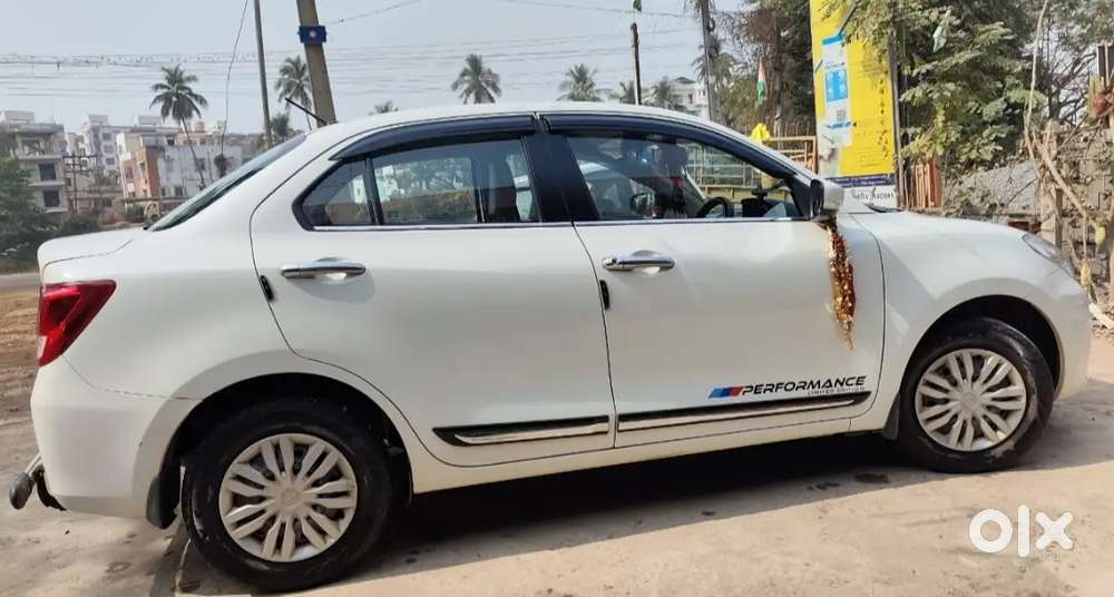 Maruti Suzuki Dzire Vxi 2024