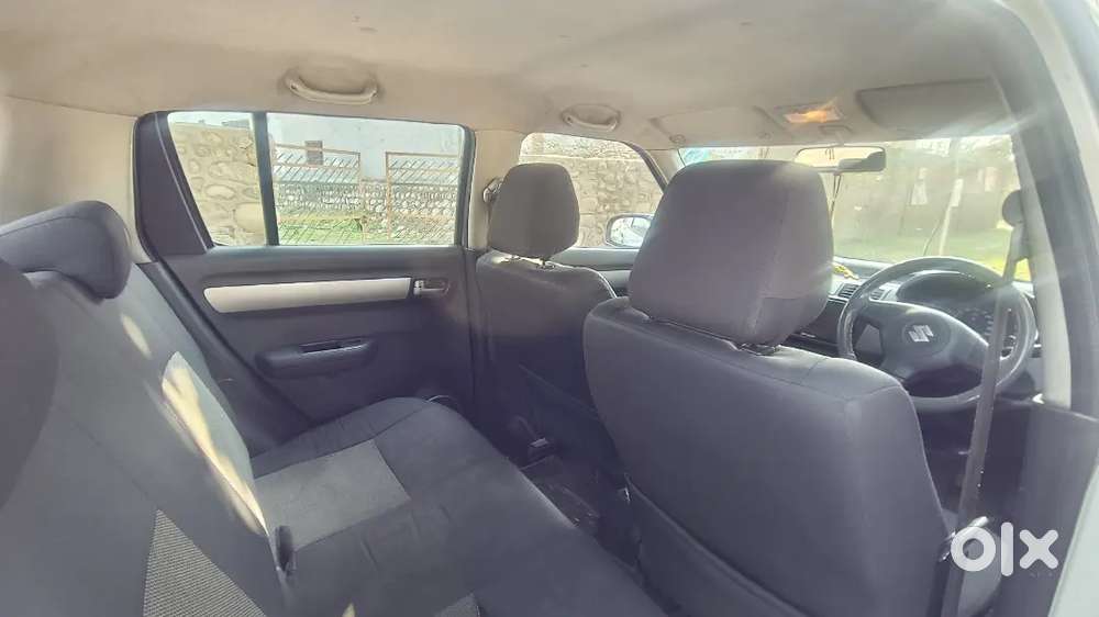 Maruti Suzuki Swift 2010 Petrol 110000 Km Driven