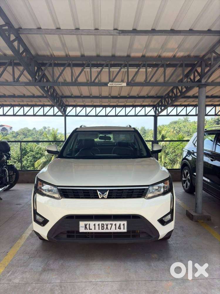 Mahindra Xuv300 – Well Maintained  Zero Accident  Full Company Track