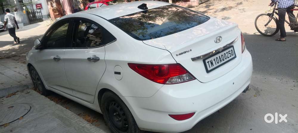 Hyundai Verna Fluidic 1.6 Vtvt Sx, 2014, Petrol