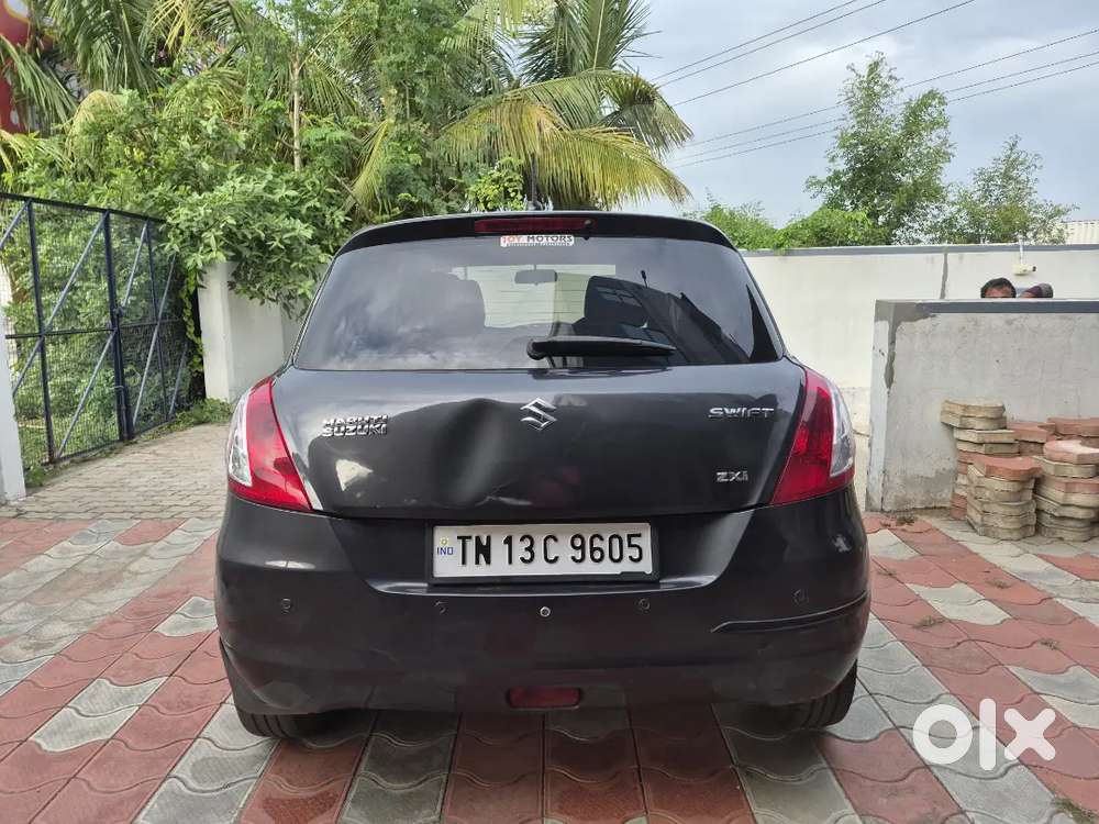 Maruti Suzuki Swift 2015 Petrol 93000 Km Driven