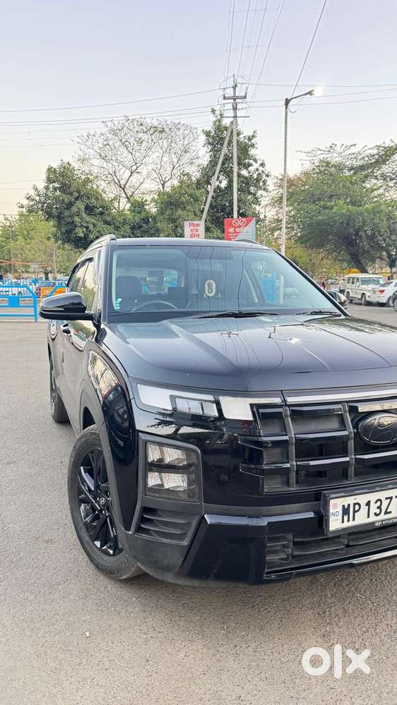 Hyundai Creta 1.5 S Plus Knight Diesel Dual Tone, 2025, Diesel