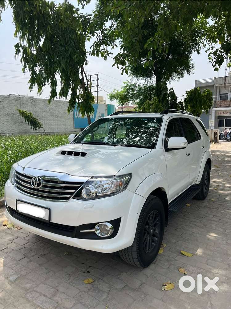 Toyota Fortuner Diesel 2015