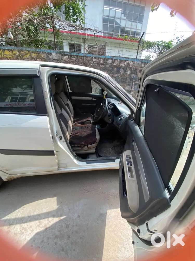 Maruti Suzuki Swift Dzire 2010