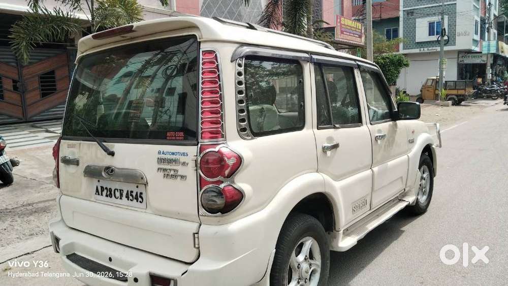 Mahindra Scorpio S10, 2012, Diesel