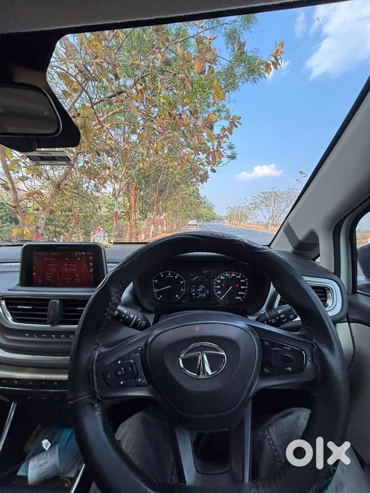 Tata Altroz Petrol 2021