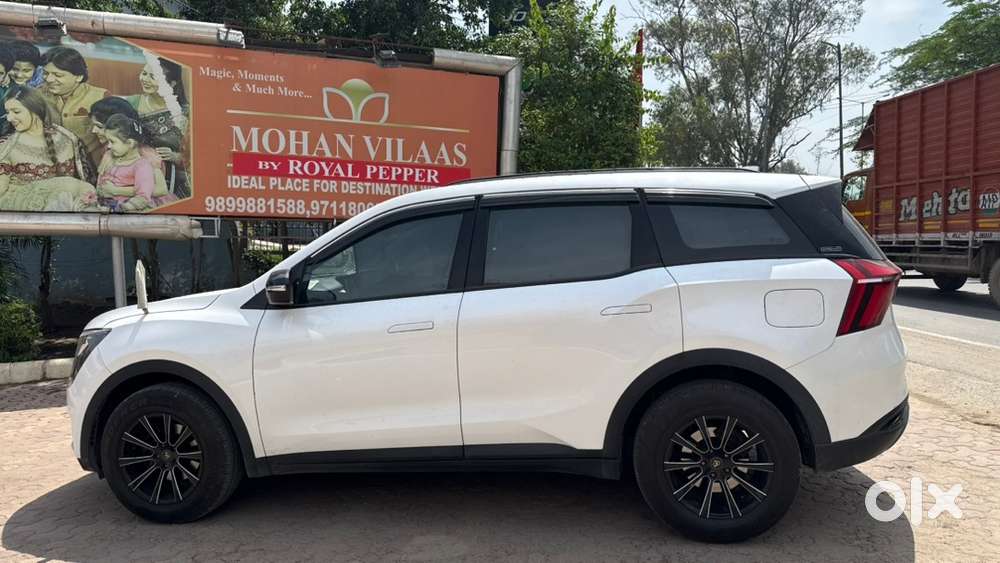 Mahindra Xuv700 Diesel Well Maintained