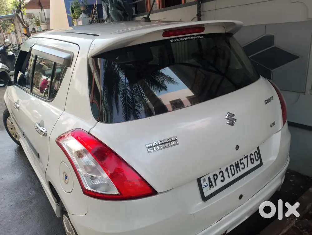 Maruti Suzuki Swift 2017 Petrol 45019 Km Driven