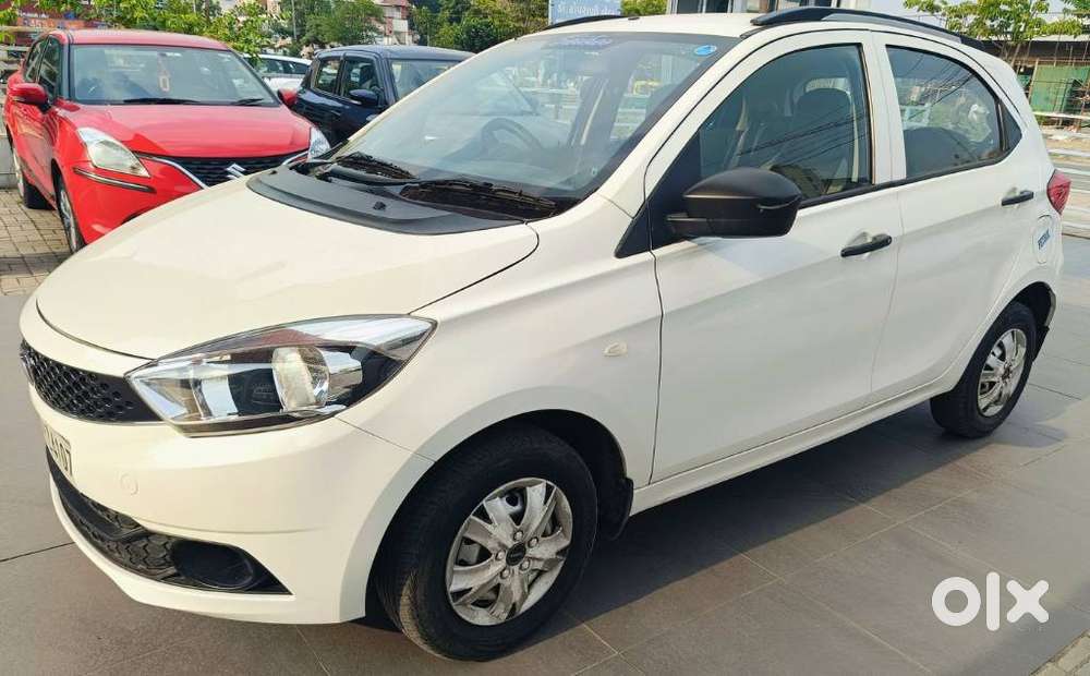 Tata Tiago Xe, 2018, Petrol