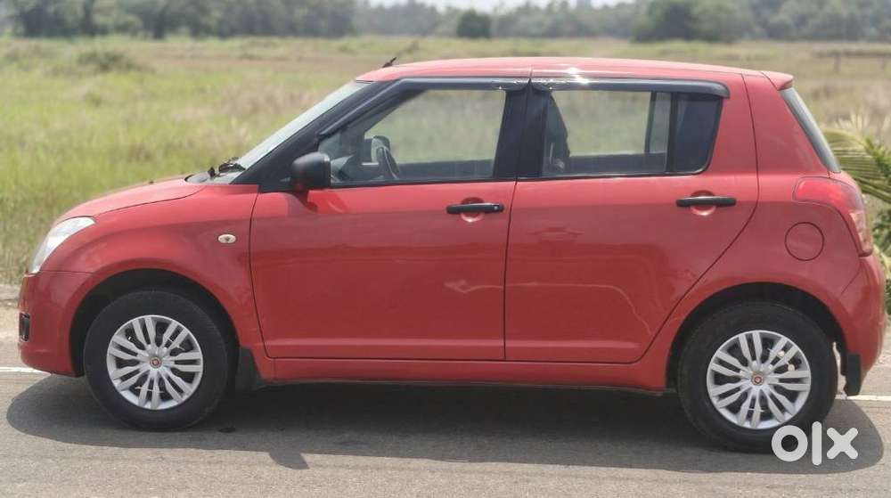 Maruti Suzuki Swift Vxi + Manual, 2008, Petrol