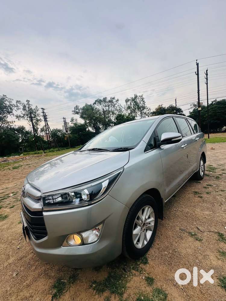 Toyota Innova 2.5 Vx 7 Seater Bs Iv, 2016, Diesel