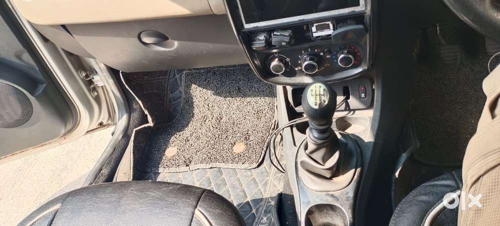 Selling My Genuine, Non-accidental 2013 Renault Duster.