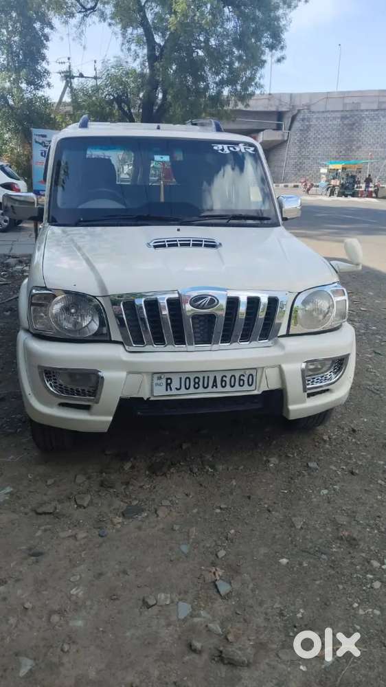 Mahindra Scorpio Classic 2013