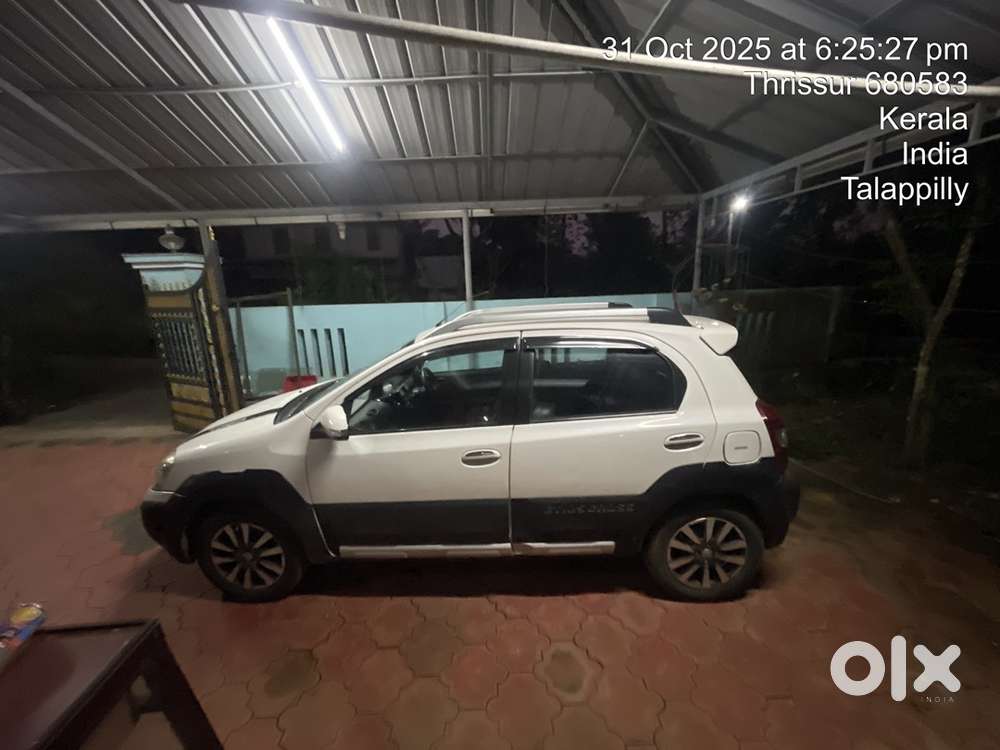 Toyota Etios Cross 2014