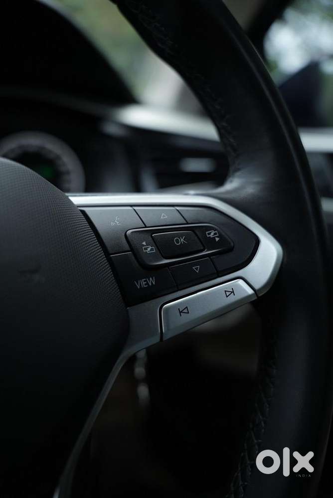 Volkswagen Virtus 2025 Petrol 4800 Km Driven