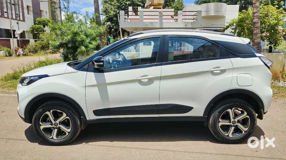 Tata Nexon Xza+ Automatic