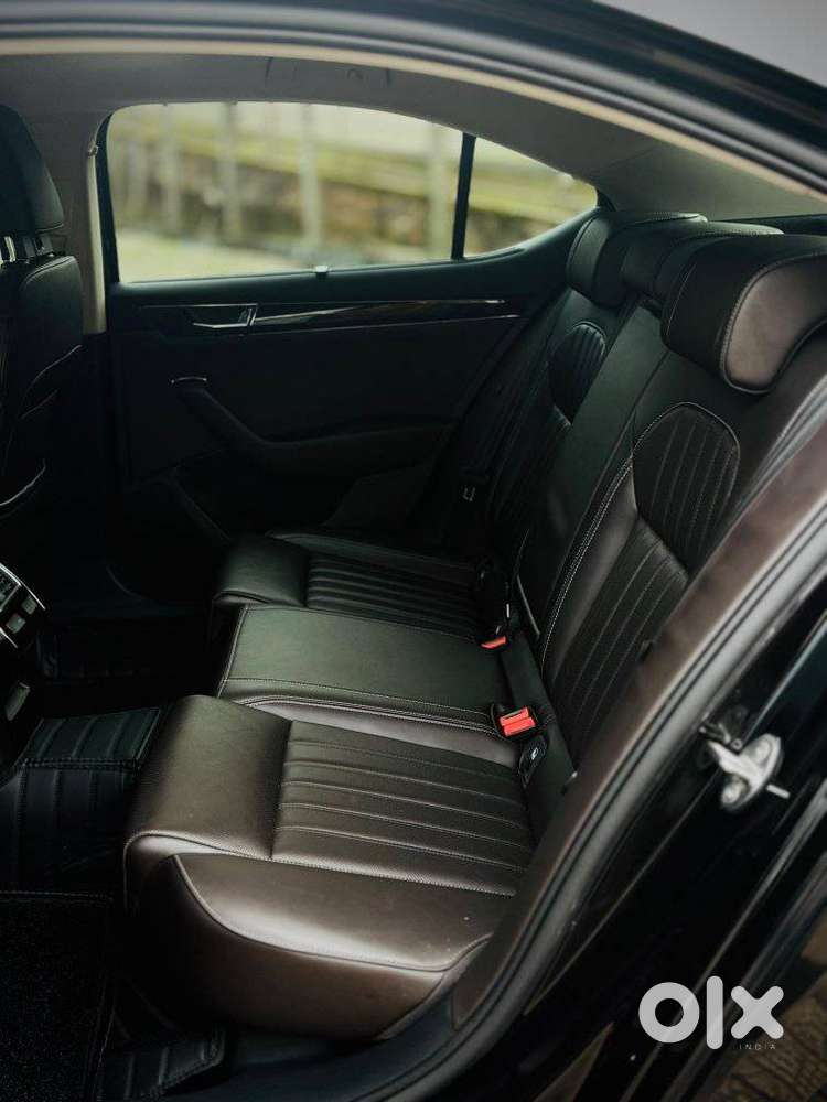Skoda Superb 2.0 L&k Tsi At, 2021, Petrol