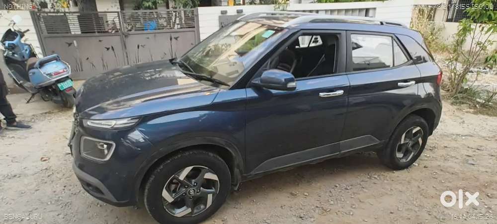 Hyundai Venue Sx Plus 1.0 Turbo Dct (2020) – Top End Automatic