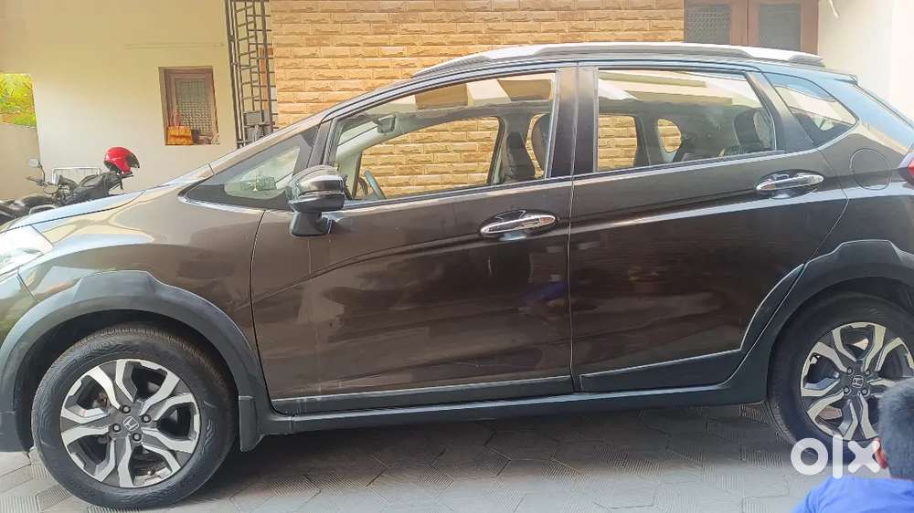 Honda Wr-v 2017 Petrol Well Maintained