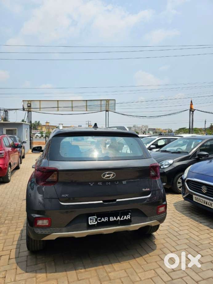 Hyundai Venue Sx Dual Tone Turbo, 2021, Petrol