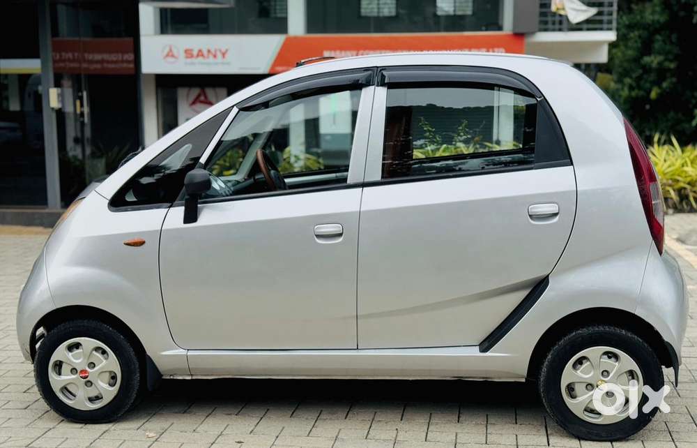 Tata Nano Xe, 2012, Petrol