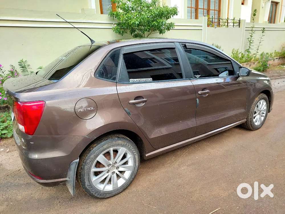 Volkswagen Ameo 2016