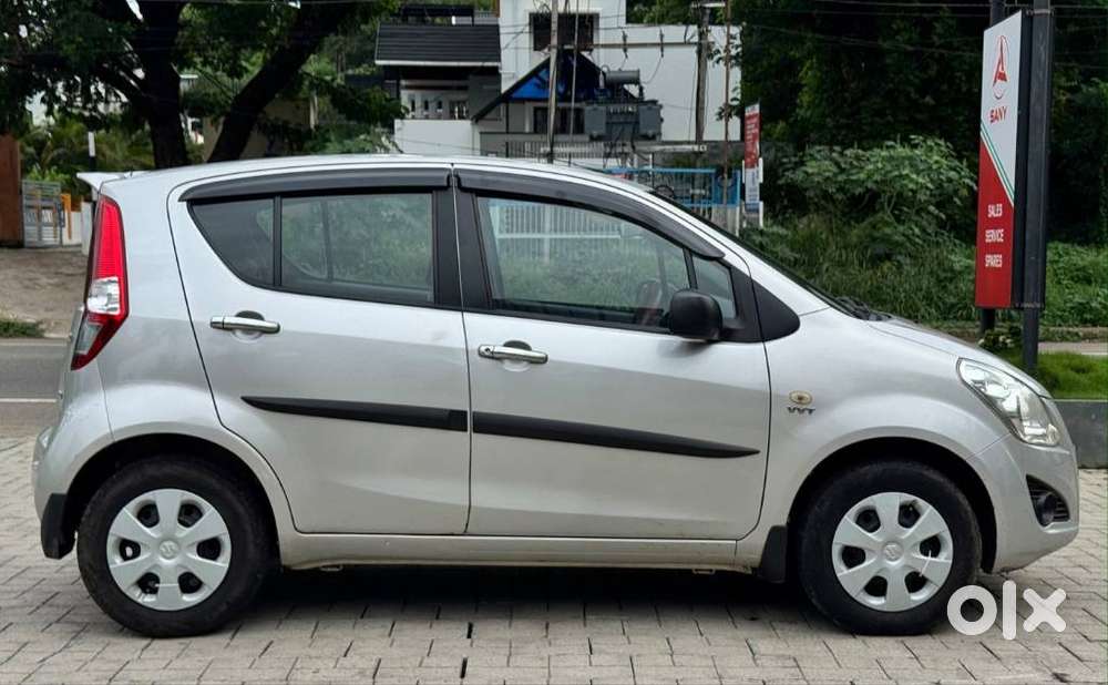 Maruti Suzuki Ritz Vxi, 2012, Petrol
