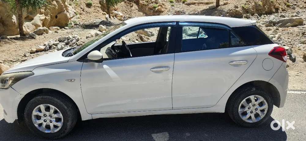 Hyundai Elite I20 2017 Petrol 68000 Km Driven