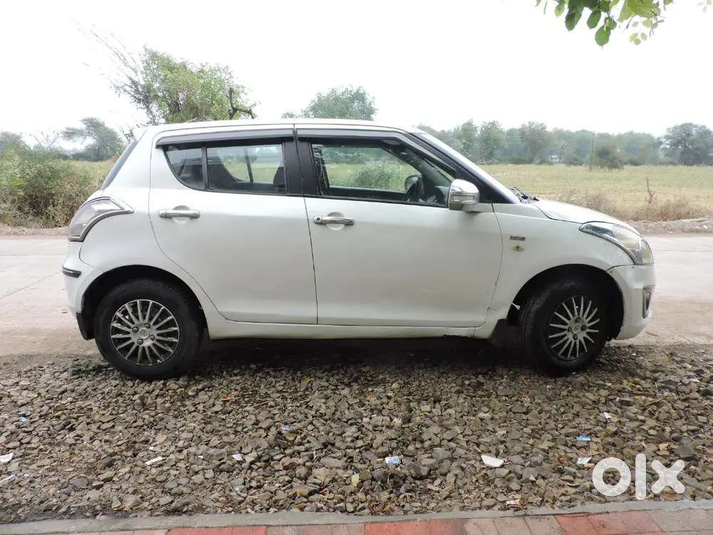 Maruti Suzuki Swift 2012