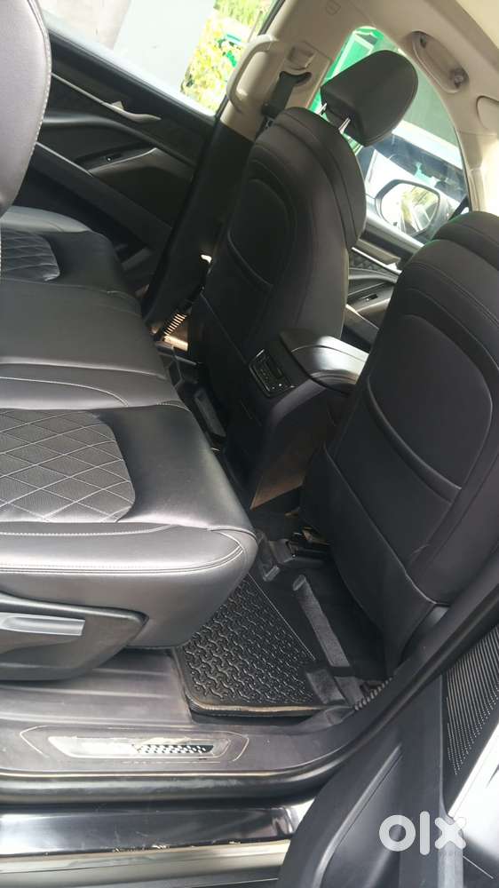 Mg Gloster Savvy 7 Seater, 2024, Diesel