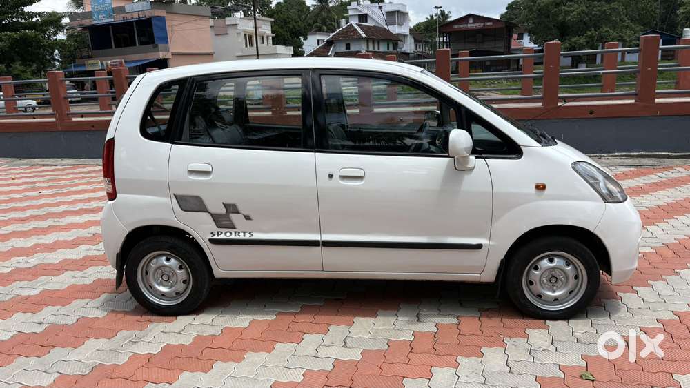 Maruti Suzuki Estilo Lxi, 2009, Petrol