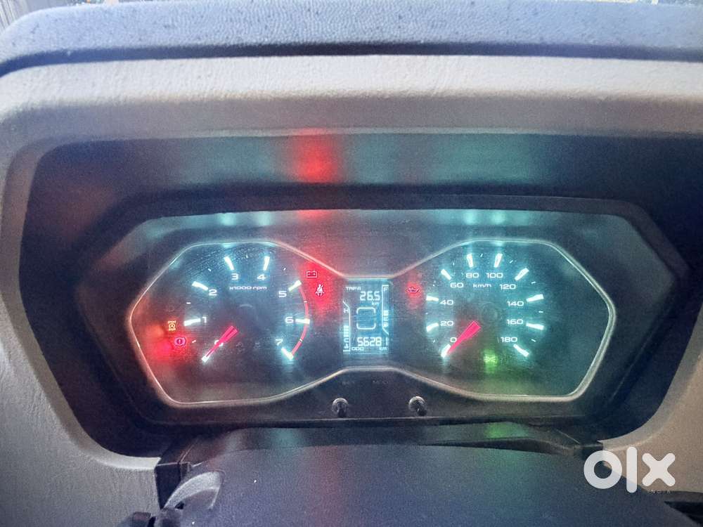 Mahindra Scorpio Classic 2.2 S 11 Mt 7 Str, 2021, Diesel