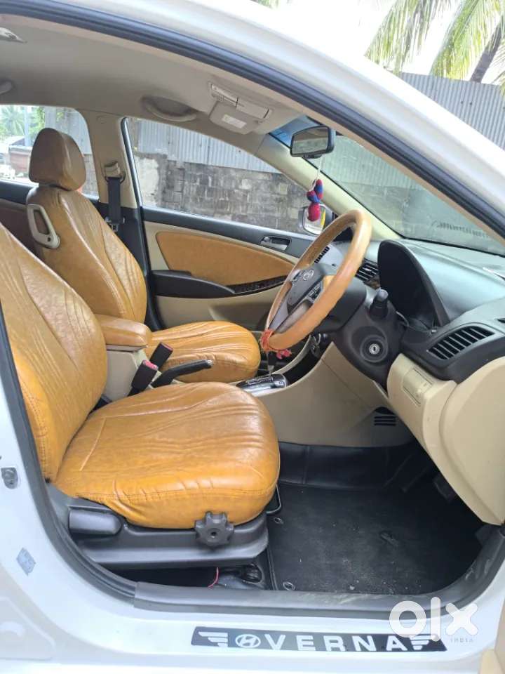 Hyundai Verna [ ] Fluidic 4s 1.6 Vtvt Sx At, 2016, Petrol