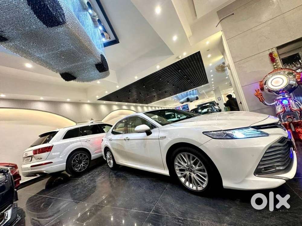 Toyota Camry 2.5 Hybrid, 2021, Petrol