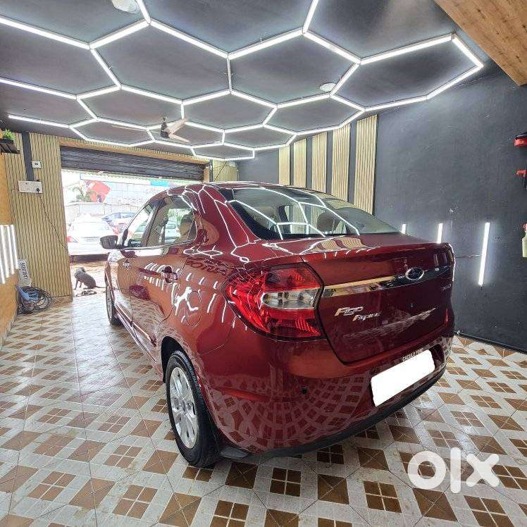Ford Aspire Titatinium Blu Ti-vct, 2016, Petrol