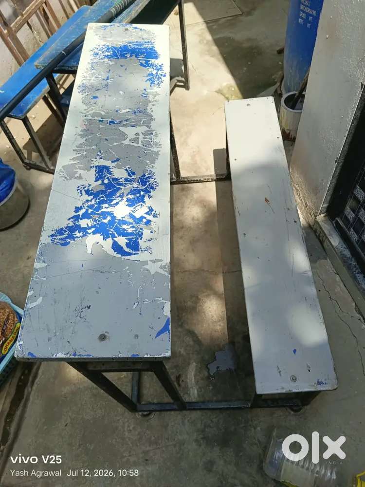 Tution bench