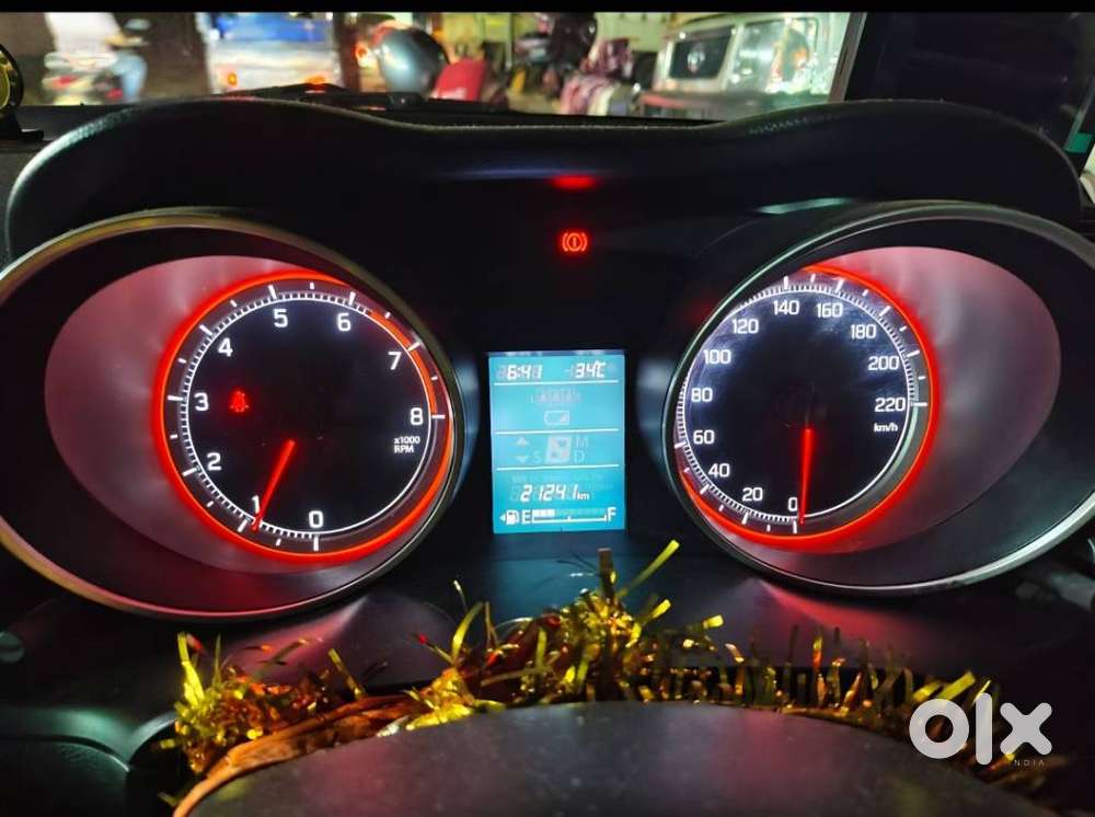 Maruti Suzuki Swift Vvt Zxi, 2019, Petrol