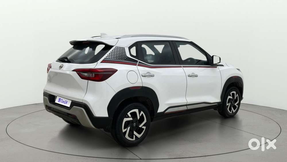 Nissan Magnite Xv Turbo Red Edition, 2022, Petrol