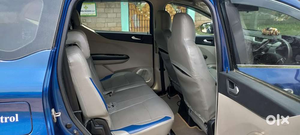 Renault Triber Rxz, 2019, Petrol