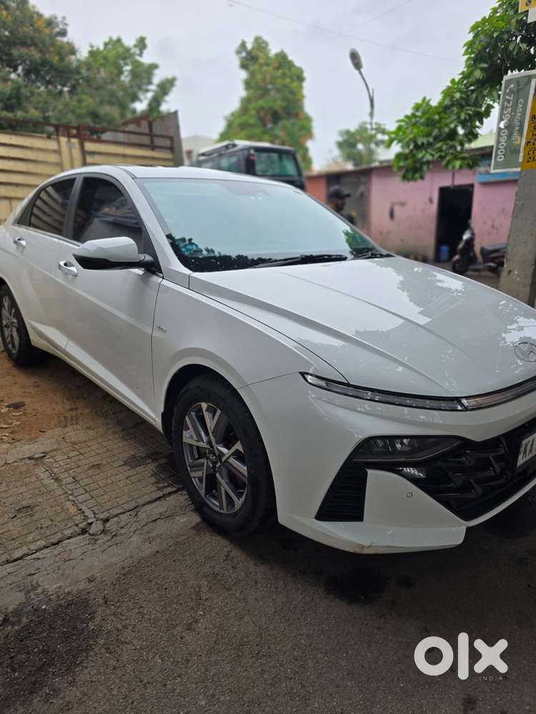 Hyundai Verna Sx Turbo 23