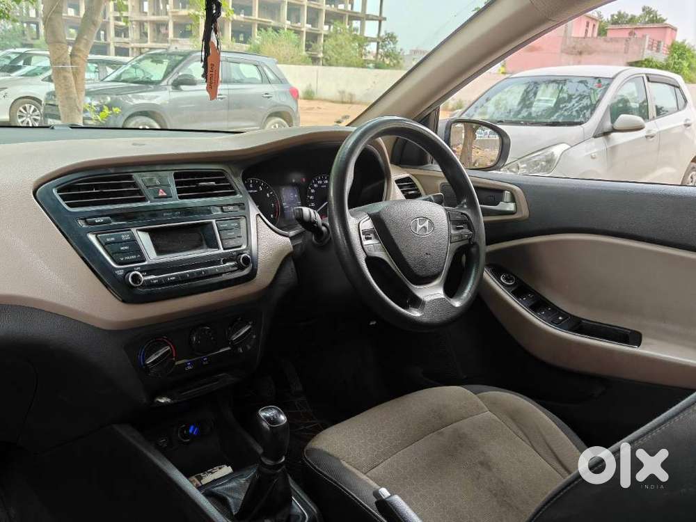 Hyundai I20 1.2 Magna Executive, 2015, Cng & Hybrids