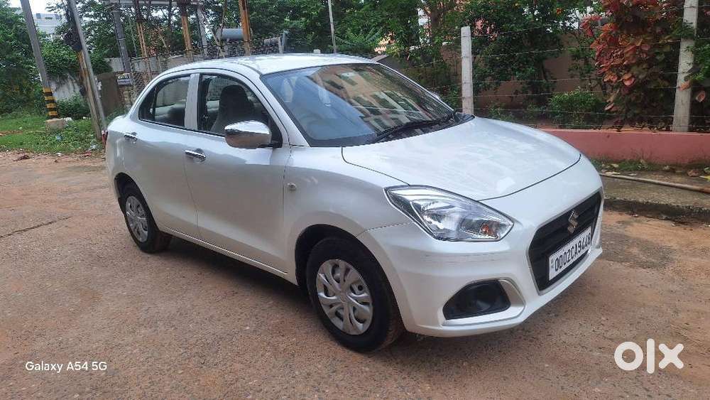 Maruti Suzuki Swift Dzire 1.3 Lxi, 2022, Petrol