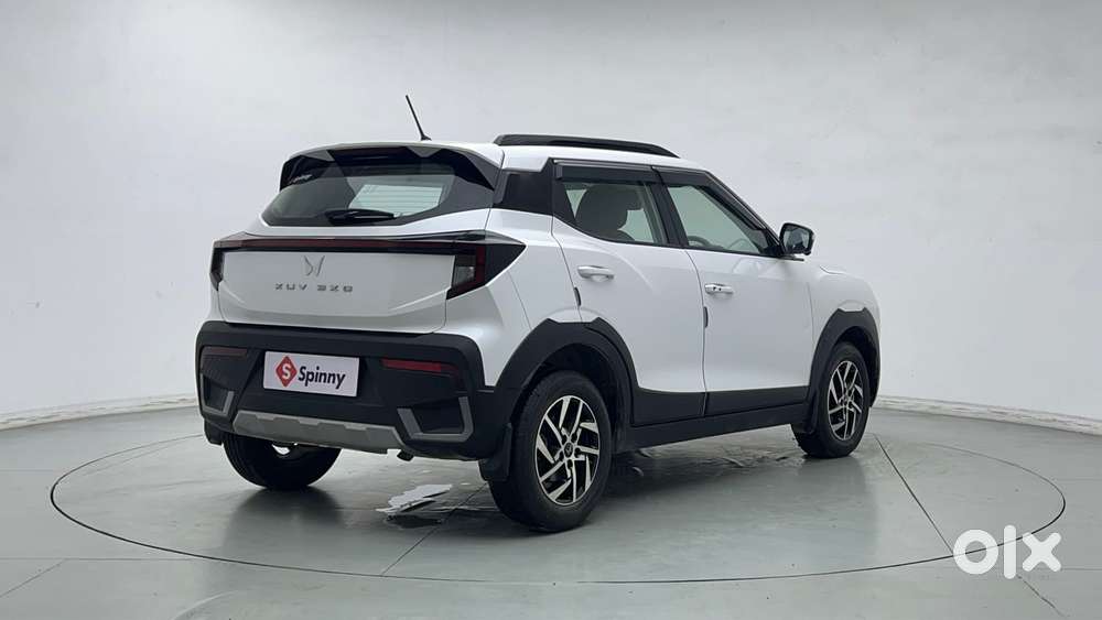 Mahindra Xuv 3xo Ax5 Pm Mt, 2025, Petrol