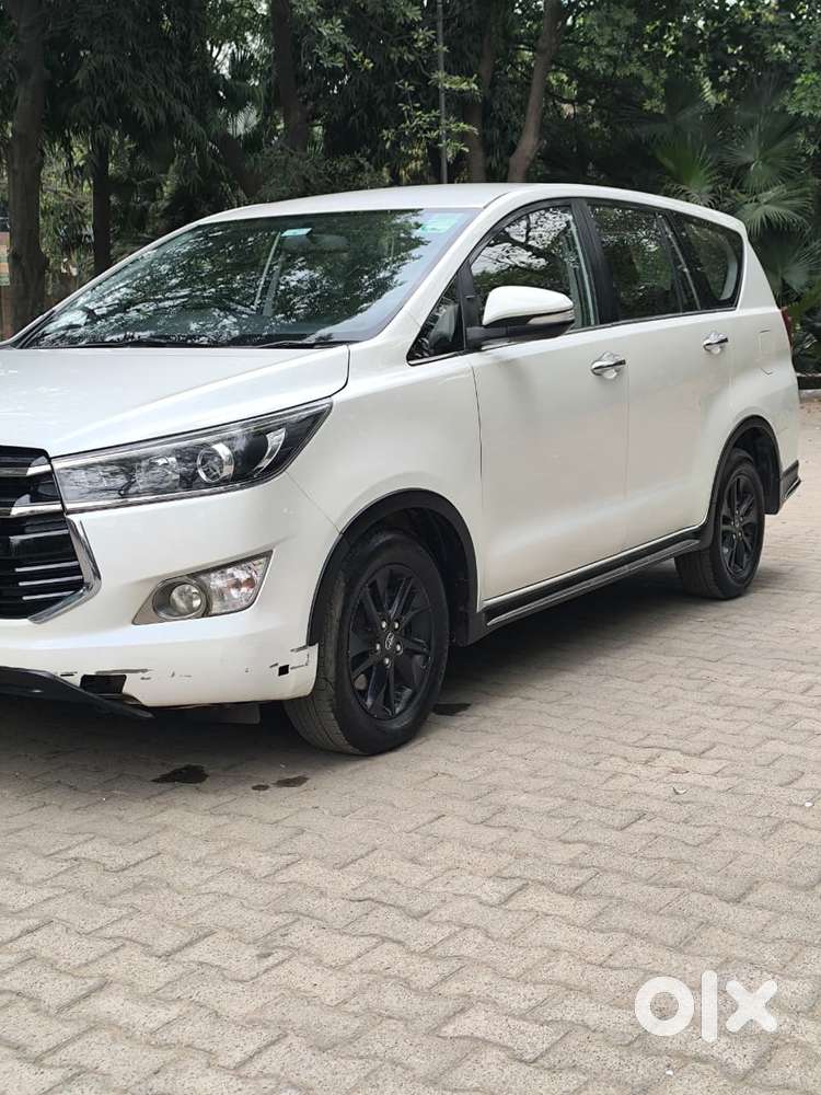 Toyota Innova Crysta 2.8 Touring Sport Diesel Mt, 2017, Diesel