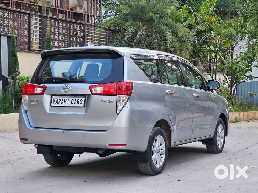 Toyota Innova Crysta 2.4 G Mt 7 Str, 2017, Diesel